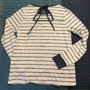 Adorable boutique style top